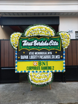 Papan Bunga Duka di Sorosutan