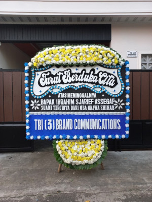 Papan Bunga Duka di Sorosutan